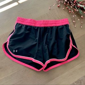 ✨2 for $15✨Under Armour Women’s running shorts